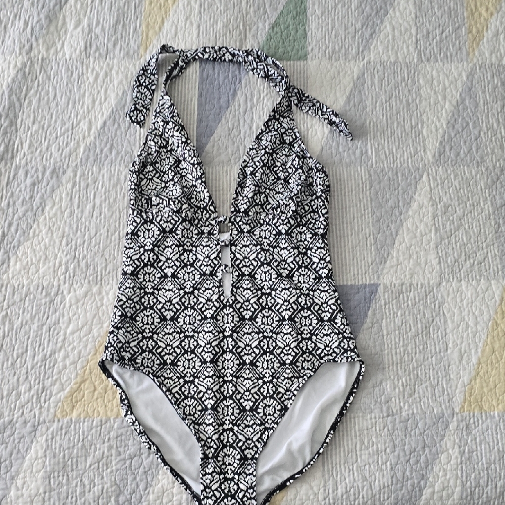 Ralph Lauren Black And Whie One Piece Swimsuit